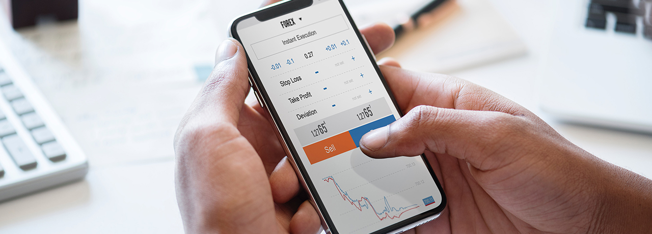 那些被折叠的“默认好评”