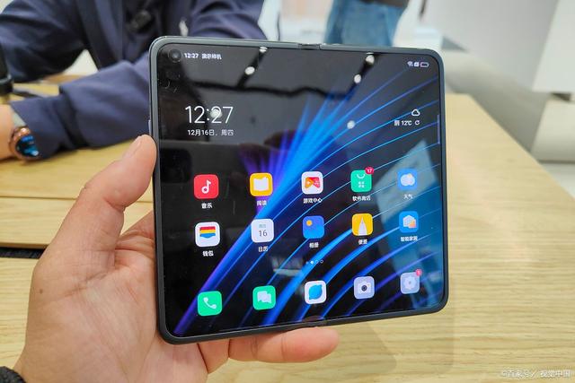 一加折叠屏新机